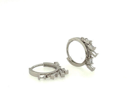 14 KT Huggie 5 stone baguettes white gold