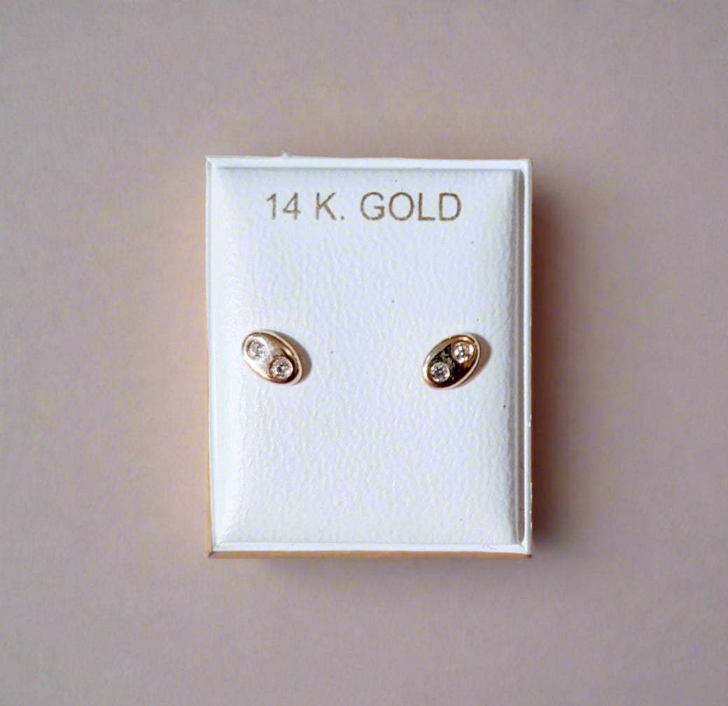 Bean with 2 stone cz screw back earrings 14 KT gold