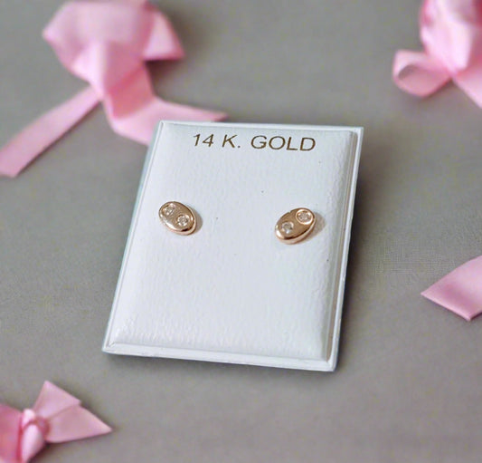 Bean cz accent gold screw back earrings