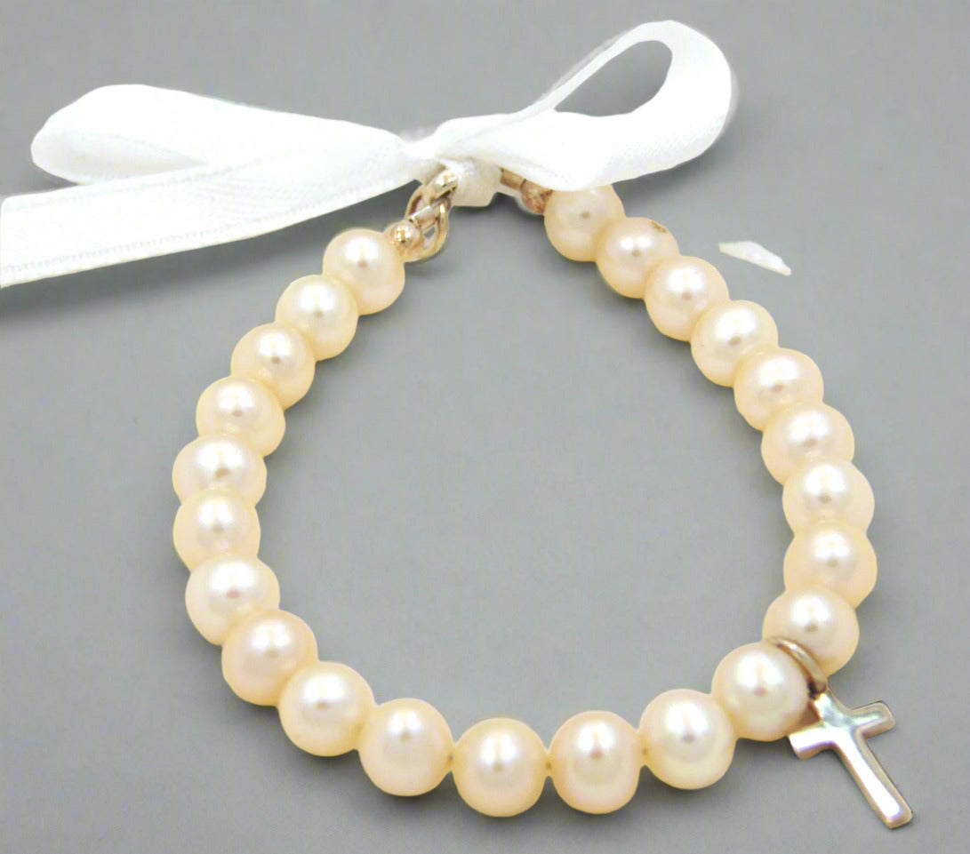 Pearl Bracelet with sterling silver cross