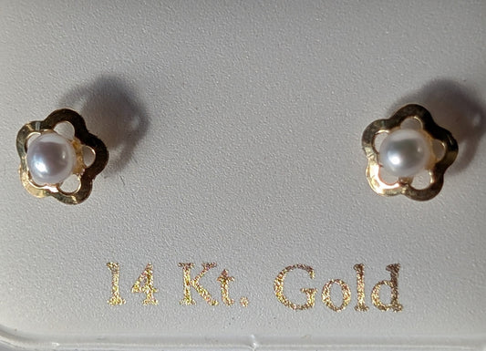 14 KT Open flower with pearl screw back earrings