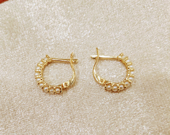 14 KT Half Hoop with locking back