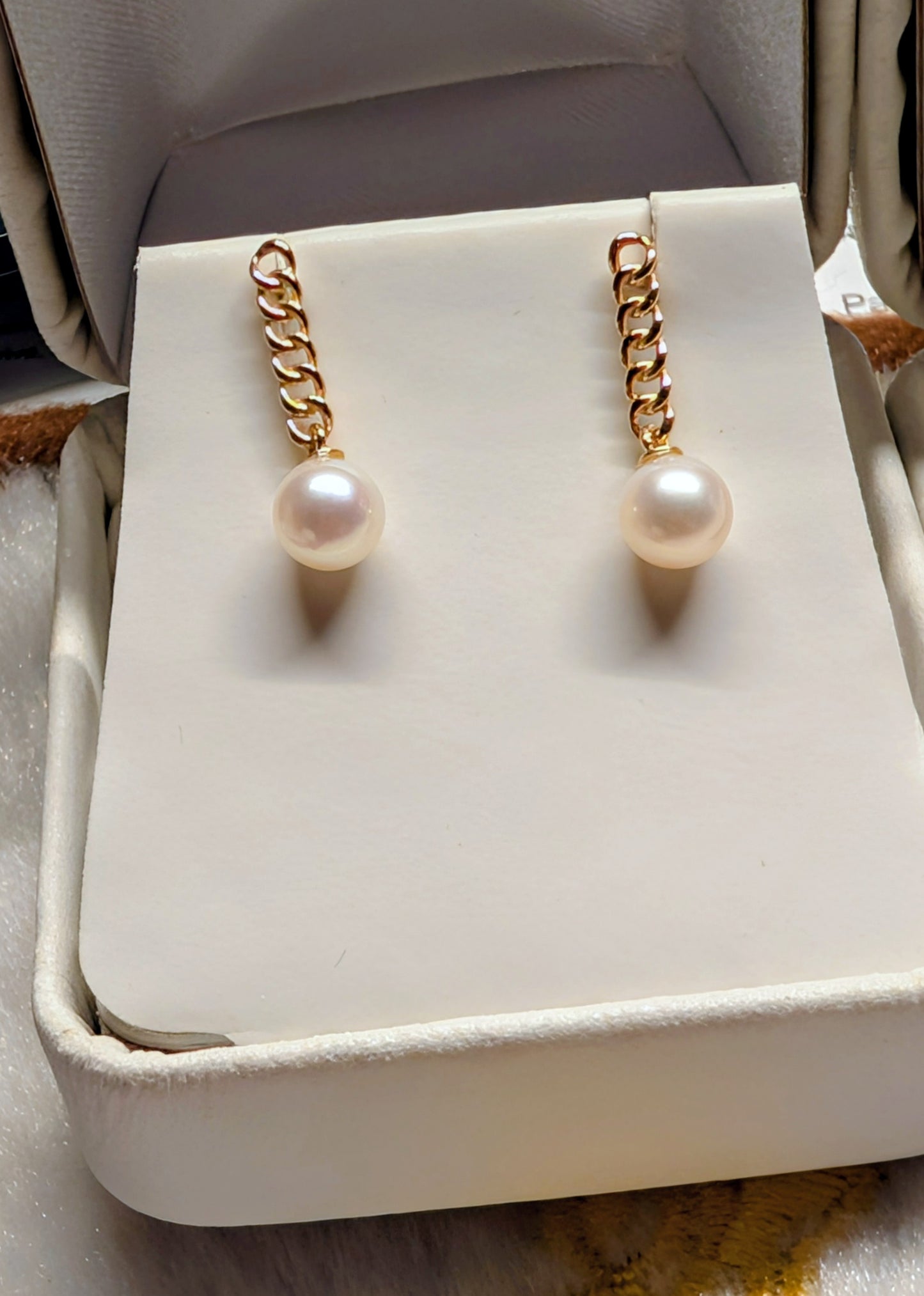 14 KT Chain and pearl screw back earrings