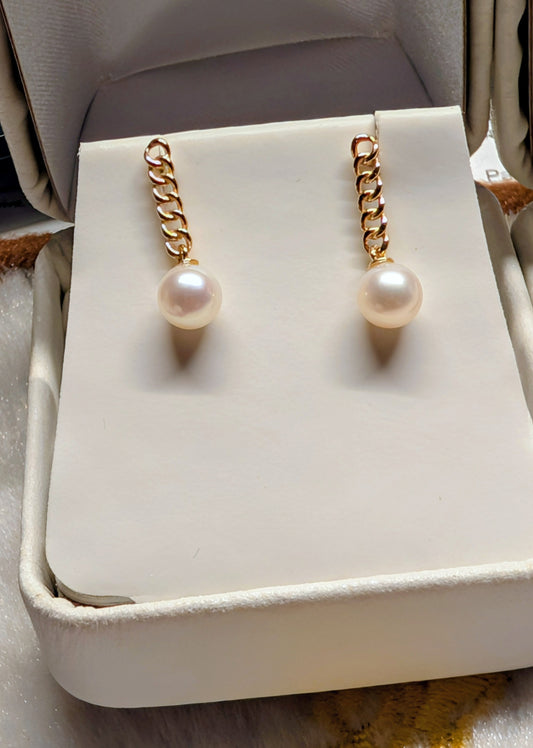 14 KT Chain and pearl screw back earrings