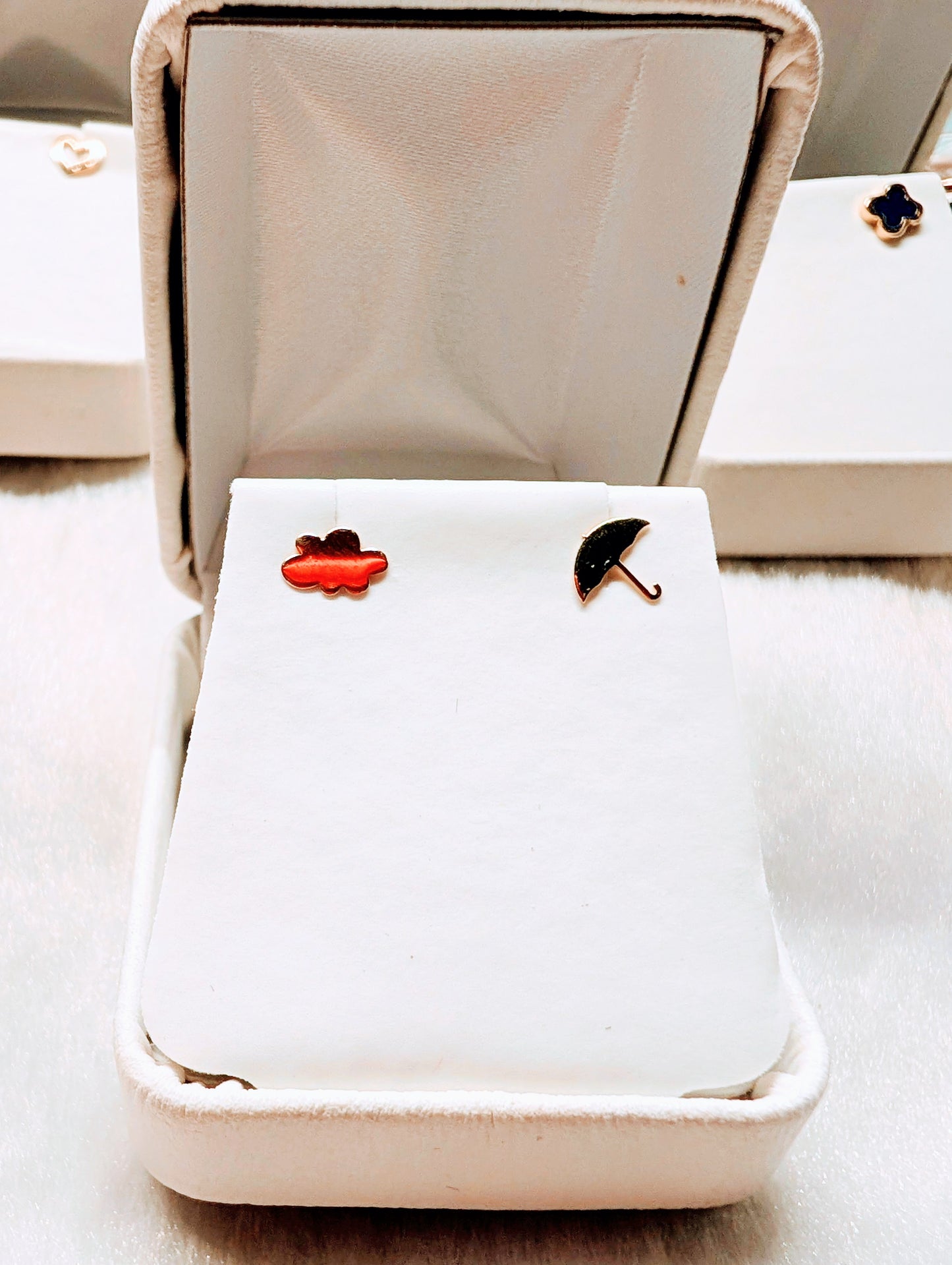 14 KT Cloud and Umbrella screw back earrings
