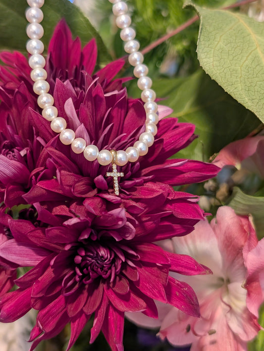 14 KT Children's Diamond Cross on pearl necklace 14 inch