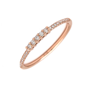 14 KT Thin band 5 center diamond stones ring