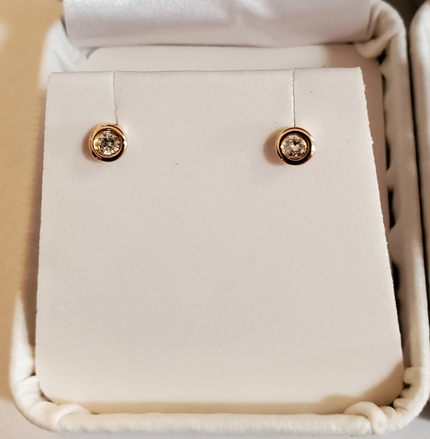 14 KT April Birthstone First Diamond Stud earrings