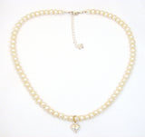 Girls pearl necklaces 